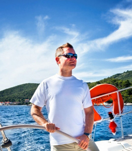 organisateur de croisières à la cabine en catamaran