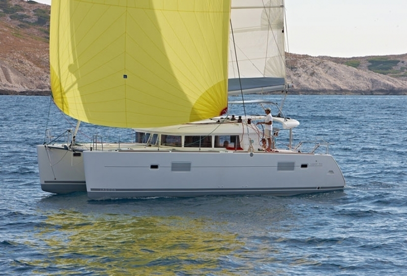 louer un catamaran avec skipper