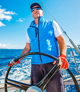 Adrien skipper à Ibiza