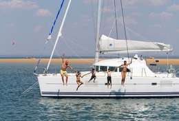 Plongeon en famille du catamaran