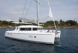 Catamaran Lagoon 420 en Sicile