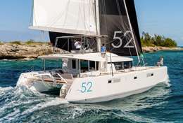 Catamaran Lagoon 52 en navigation