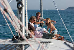 Famille sur le pont du Bavaria 45