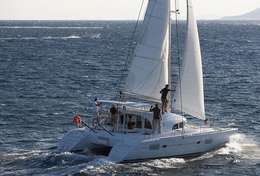 Lagon 380 sous voile