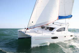 Catamaran Léopard 384