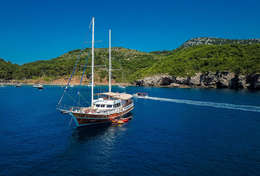 Mouillage devant l'île de Mljet