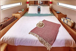 Belle cabine à coucher voilier Jeanneau